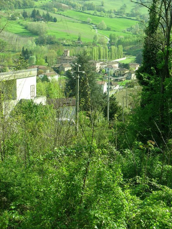 La Torretta - Cerreto Grue Acomodação com café da manhã Sarezzano Exterior foto